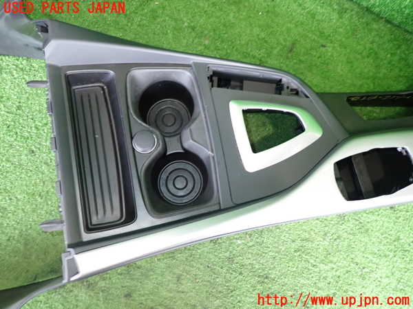 2UPJ-9238277540]BMW M135i(1B30)センターコンソール 中古_2