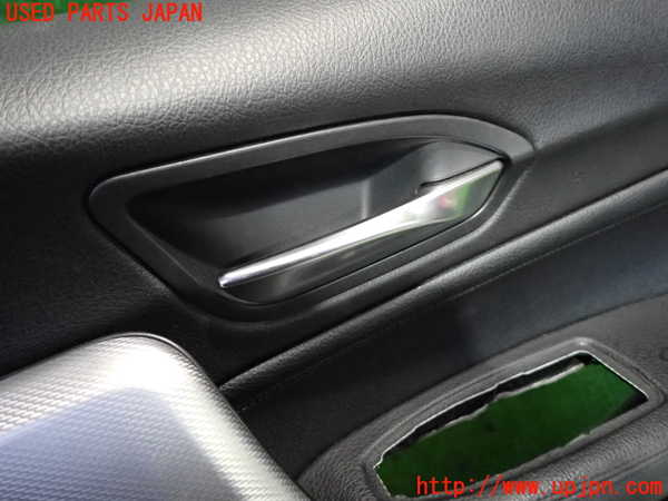 2UPJ-9238271234]BMW M135i(1B30)右前ドア内張り 中古_3