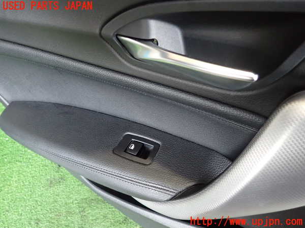 2UPJ-9238271324]BMW M135i(1B30)左後ドア内張り 中古_3