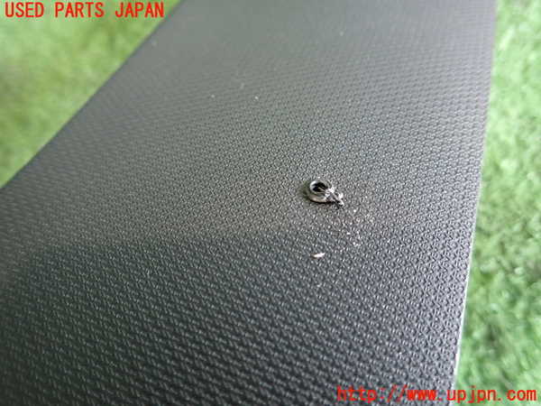 2UPJ-9238271578]BMW M135i(1B30)バックドア内張り 中古_5