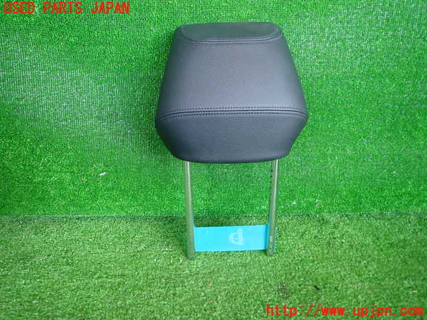 2UPJ-9238277040]BMW M135i(1B30)運転席ヘッドレスト 中古_2