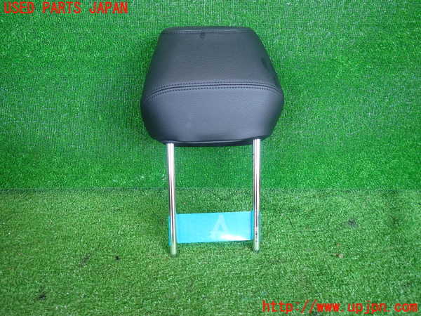 2UPJ-9238277070]BMW M135i(1B30)助手席ヘッドレスト 中古_2
