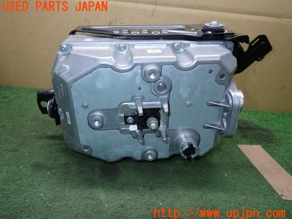 3UPJ=9238280580]BMW 740e アイパフォーマンス(7D20 G11)純正 7623239-06 インバーター ボルテージ コンバーター 中古_4