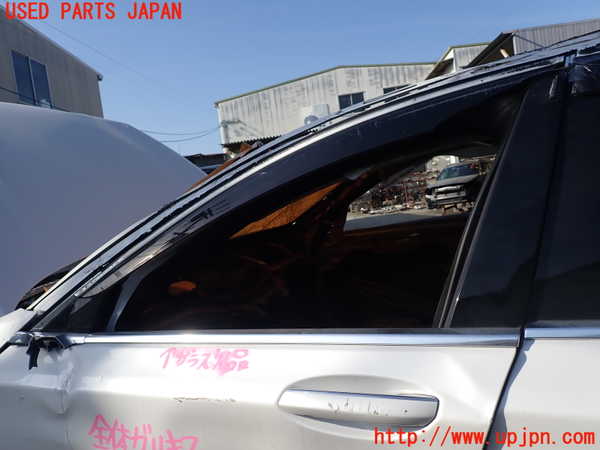 1UPJ-9238281260]BMW 740e G11(7D20)左前ドア 中古_3