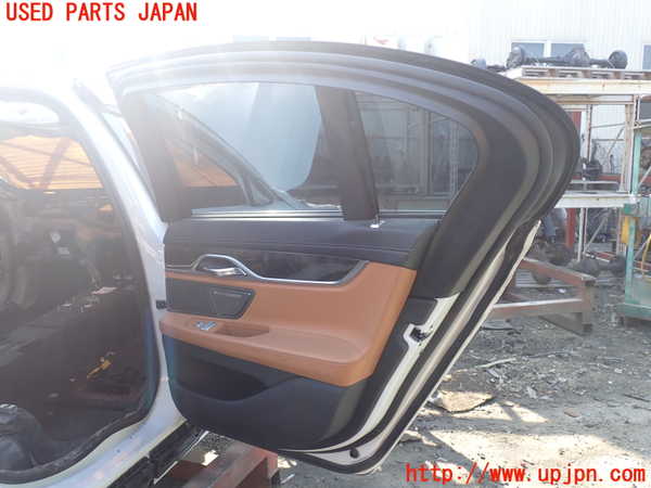 1UPJ-9238281290]BMW 740e G11(7D20)右後ドア SEKURIT M4525 中古_4