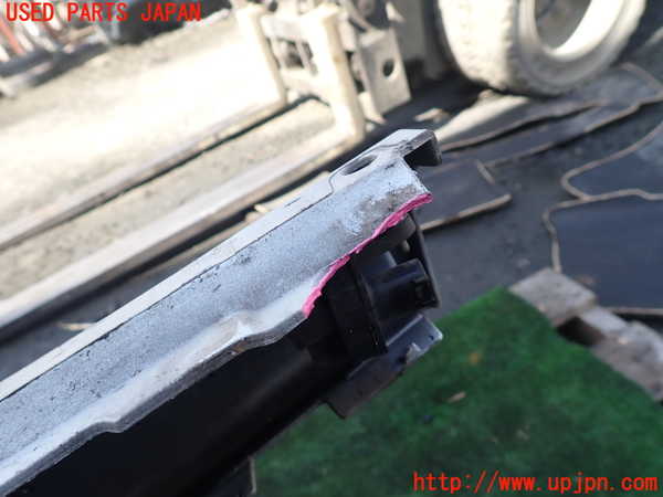 1UPJ-9238281390]BMW 740e G11(7D20)右サイドステップ 中古_4