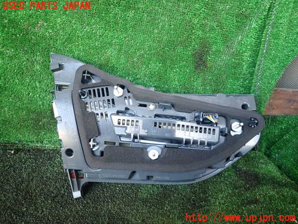 1UPJ-9238281550]BMW 740e G11(7D20)右リアフィニッシャー 中古_2