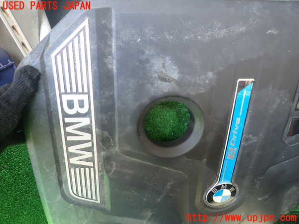1UPJ-9238282160]BMW 740e G11(7D20)エンジンアッパーカバー 中古_2