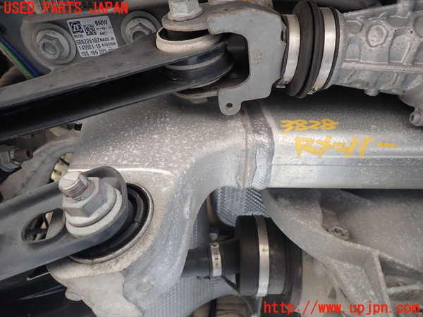 1UPJ-9238285295]BMW 740e G11(7D20)リアメンバー 中古_2