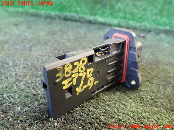 1UPJ-9238286320]BMW 740e G11(7D20)エアフロメーター エアマスセンサー 中古_2