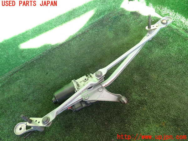1UPJ-9238286770]BMW 740e G11(7D20)フロントワイパーモーター 中古_3