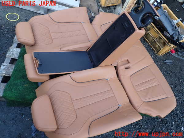 1UPJ-9238287385]BMW 740e G11(7D20)リアシート 中古_2