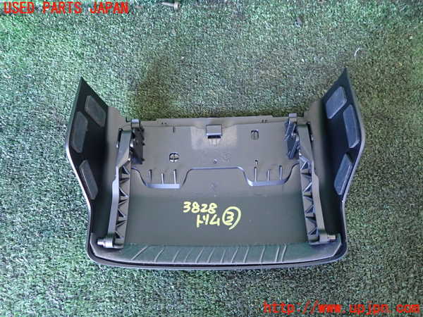 1UPJ-9238287693]BMW 740e G11(7D20)内装トリム類3 中古_2