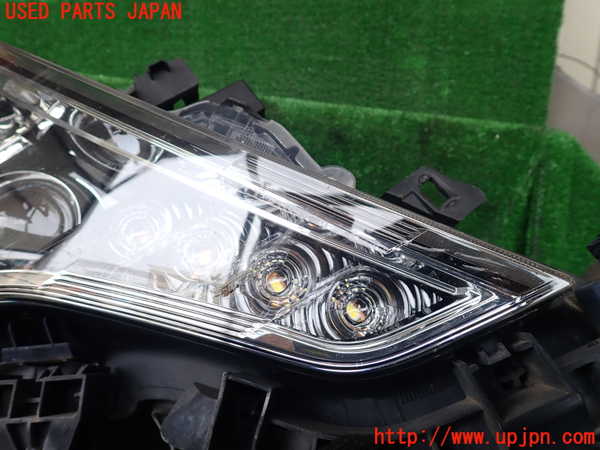 1UPJ-9238291130]ランクルプラド(GDJ150W)右ヘッドライト LED 中古_3