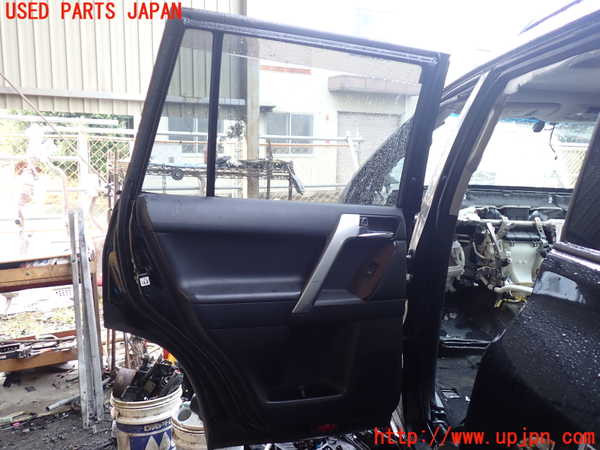 1UPJ-9238291320]ランクルプラド(GDJ150W)左後ドア 中古 AGC M2L3 43R-007953_4