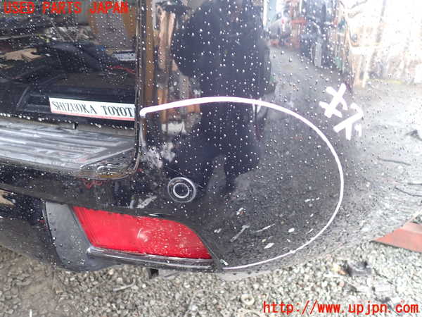 1UPJ-9238291610]ランクルプラド(GDJ150W)リアバンパー 中古_2