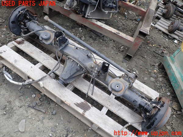 1UPJ-9238294400]ランクルプラド(GDJ150W)リアデフホーシング 中古_2