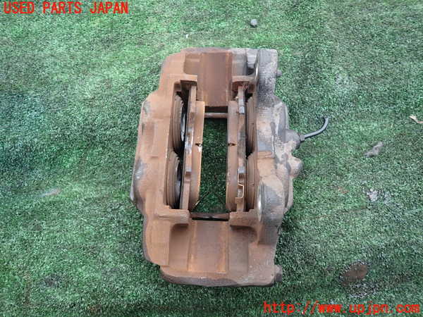1UPJ-9238294080]ランクルプラド(GDJ150W)右フロントキャリパー 中古_2