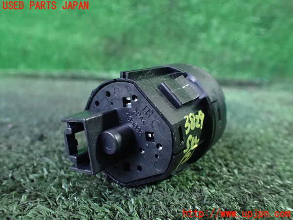 1UPJ-9238296307]ランクルプラド(GDJ150W)スイッチ2(トランスファー切替 H4 L4) 中古_2