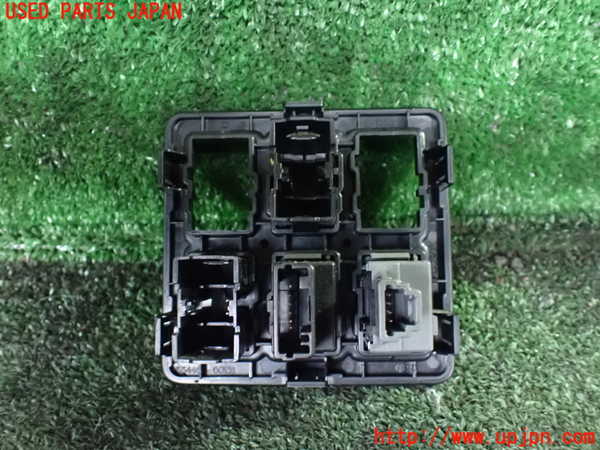 1UPJ-9238296313]ランクルプラド(GDJ150W)スイッチ8(IDLEUP等) 中古_2