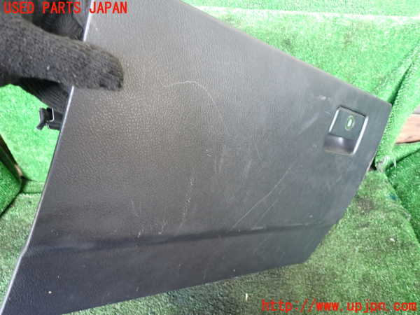 1UPJ-9238297516]ランクルプラド(GDJ150W)グローブボックス1 中古_2