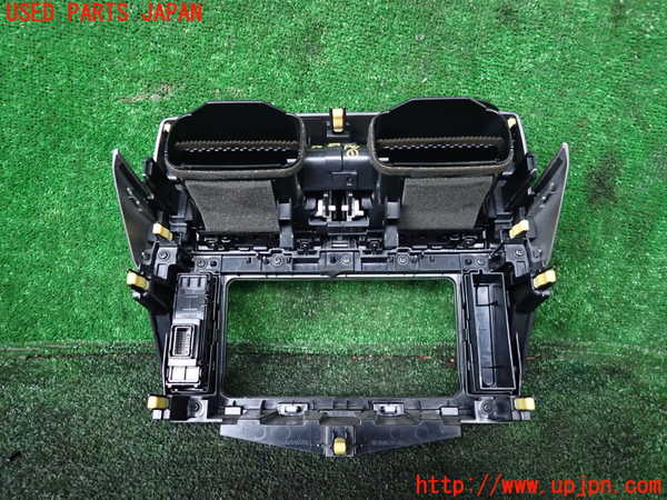 1UPJ-9238297526]ランクルプラド(GDJ150W)エアコン吹き出し口1(真中) 中古_3
