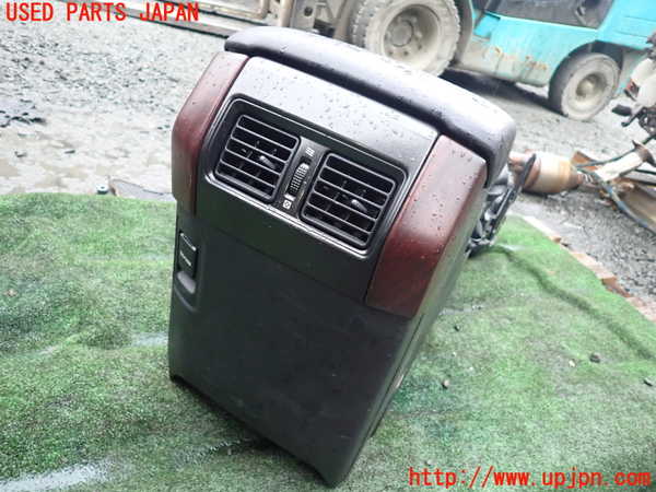1UPJ-9238297540]ランクルプラド(GDJ150W)センターコンソール 中古_4