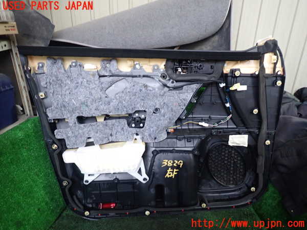 1UPJ-9238291234]ランクルプラド(GDJ150W)右前ドア内張り 中古_4