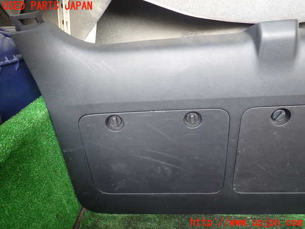 1UPJ-9238291578]ランクルプラド(GDJ150W)バックドア内張り 中古_2