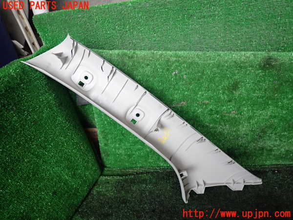 1UPJ-9238297655]ランクルプラド(GDJ150W)右フロントピラートリム 中古_3