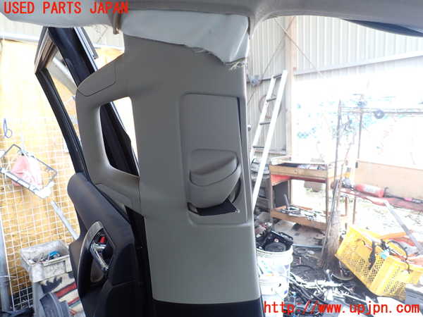 1UPJ-9238297670]ランクルプラド(GDJ150W)左センターピラートリム 中古_2