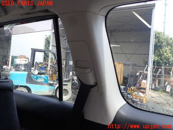 1UPJ-9238297675]ランクルプラド(GDJ150W)右リアピラートリム 中古_2