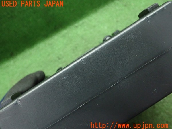 3UPJ=9238300625]ベンツ GLA180(156942 X156)純正 パンク修理キット コンプレッサーのみ 中古_5