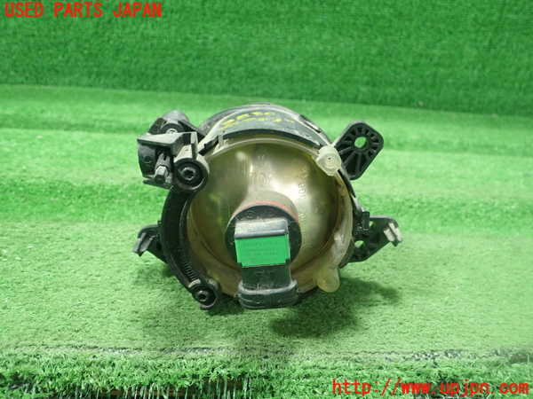 1UPJ-9238301180]ベンツ GLA180 X156(156942)右フォグ 中古_2