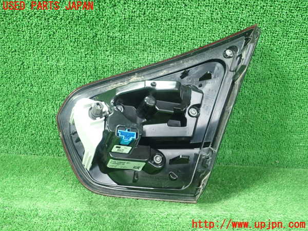 1UPJ-9238301552]ベンツ GLA180 X156(156942)左リアフィニッシャー 中古_2