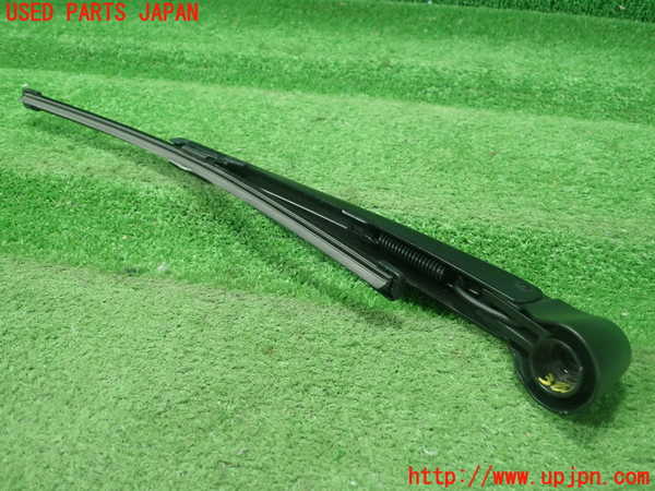 1UPJ-9238301661]ベンツ GLA180 X156(156942)リアワイパーアーム1 中古_2