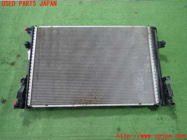 1UPJ-9238302321]ベンツ GLA180 X156(156942)ラジエーター1 中古_2