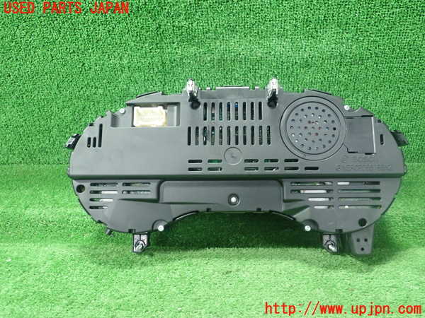 1UPJ-9238306170]ベンツ GLA180 X156(156942)スピードメーター 中古_2