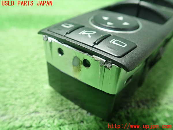1UPJ-9238306240]ベンツ GLA180 X156(156942)右前パワーウィンドウスイッチ 中古_2