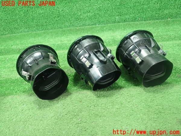 1UPJ-9238307527]ベンツ GLA180 X156(156942)エアコン吹き出し口2 (真中) 中古_3