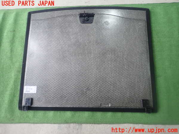 1UPJ-9238307771]ベンツ GLA180 X156(156942)ラゲッジトレイ1 中古_2