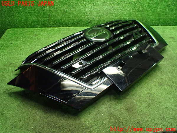 1UPJ-9238311050]キックス(P15)ラジエターグリル 中古_2