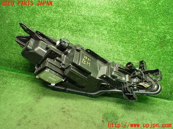 1UPJ-9238311132]キックス(P15)左ヘッドライト LED 中古_3