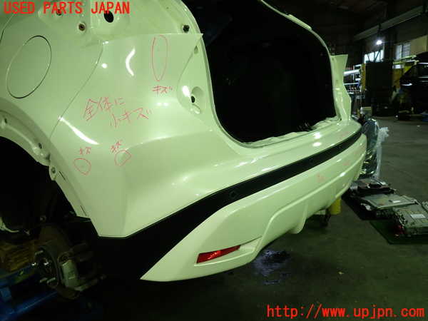 1UPJ-9238311610]キックス(P15)リアバンパー 中古_3