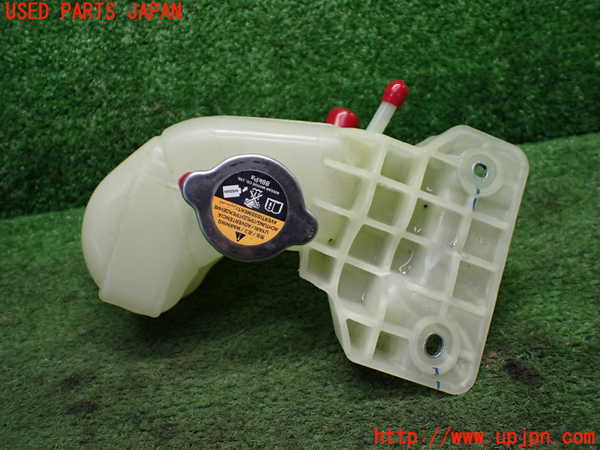 1UPJ-9238312410]キックス(P15)ラジエータータンク 中古_3