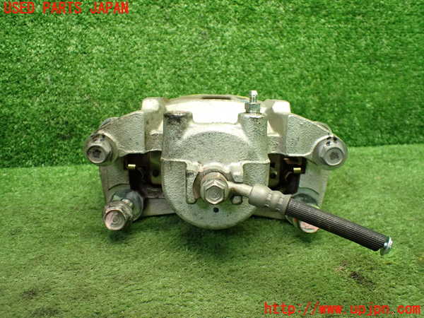 1UPJ-9238314080]キックス(P15)右フロントキャリパー 中古_4