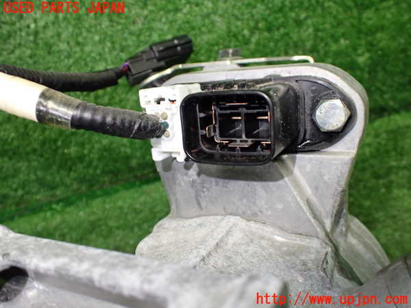 1UPJ-9238316025]キックス(P15)エアコンコンプレッサー 中古_3