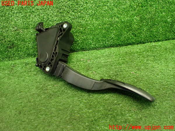 1UPJ-9238316382]キックス(P15)センサー2(アクセルペダル) 中古_3