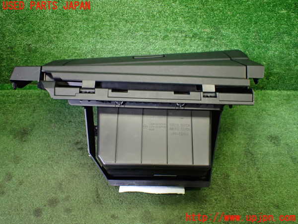 1UPJ-9238317516]キックス(P15)グローブボックス1 中古_2