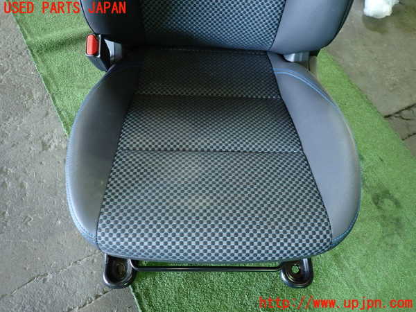 1UPJ-9238317065]キックス(P15)助手席シート 中古_3